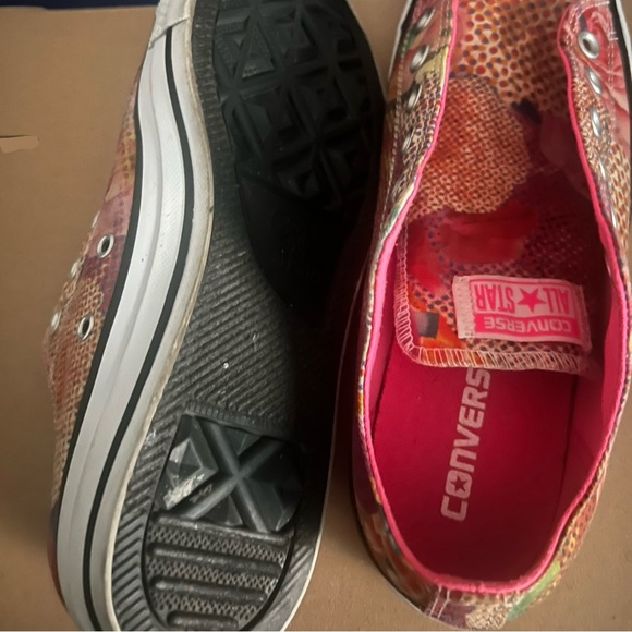 pink multi printed converse - Picture 7 of 7